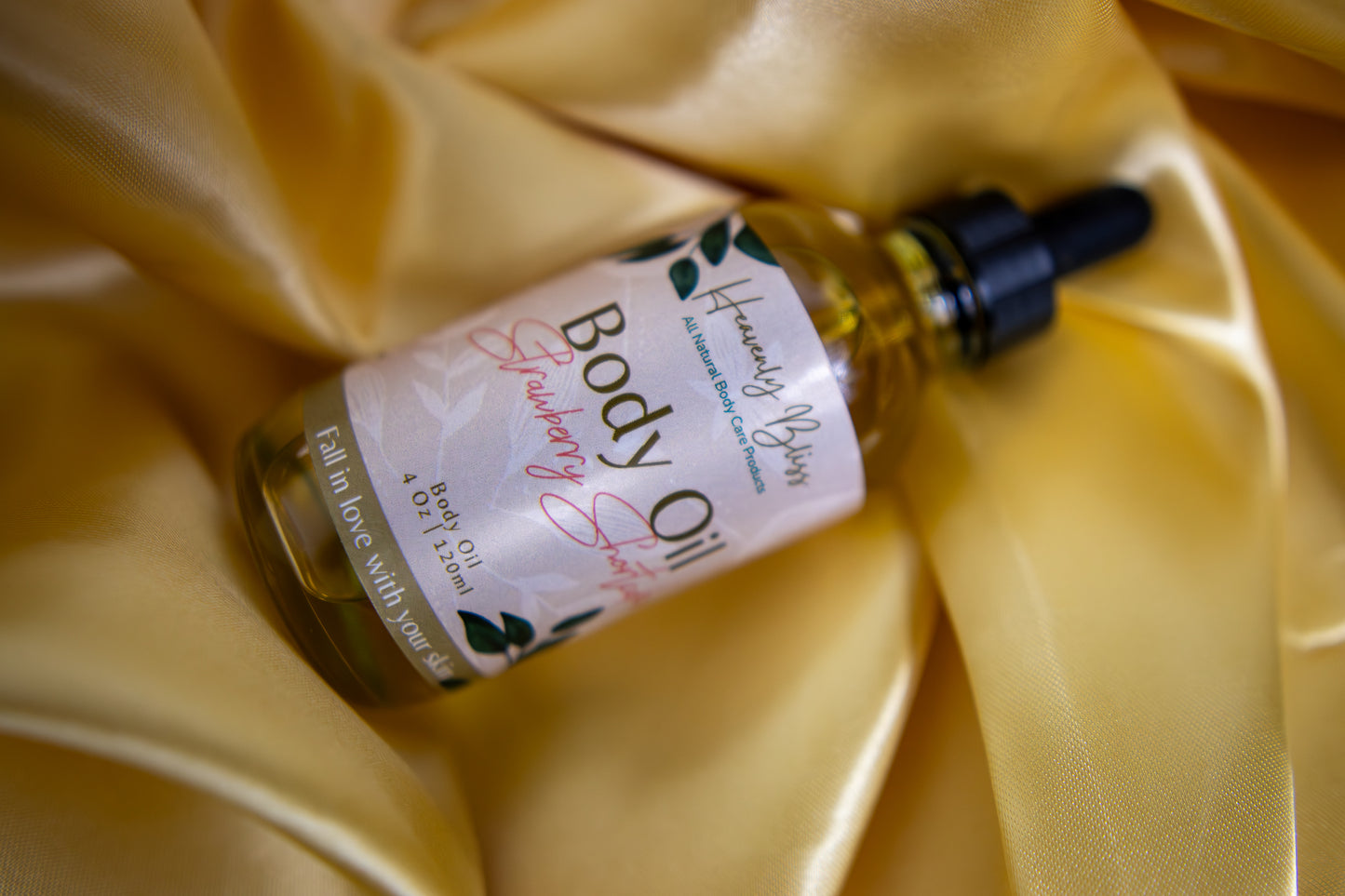 Body Oil Strawberry Shortcake